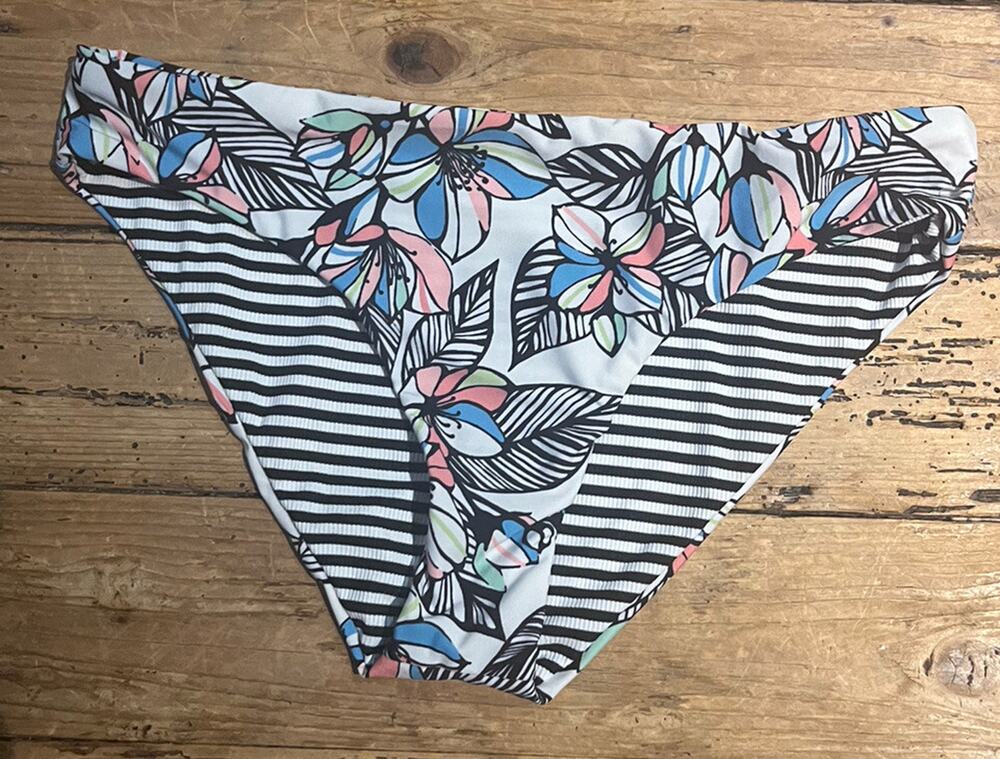Splendid Womens Size M Multicolor Pattern Bikini Bottom NWOT Reversible